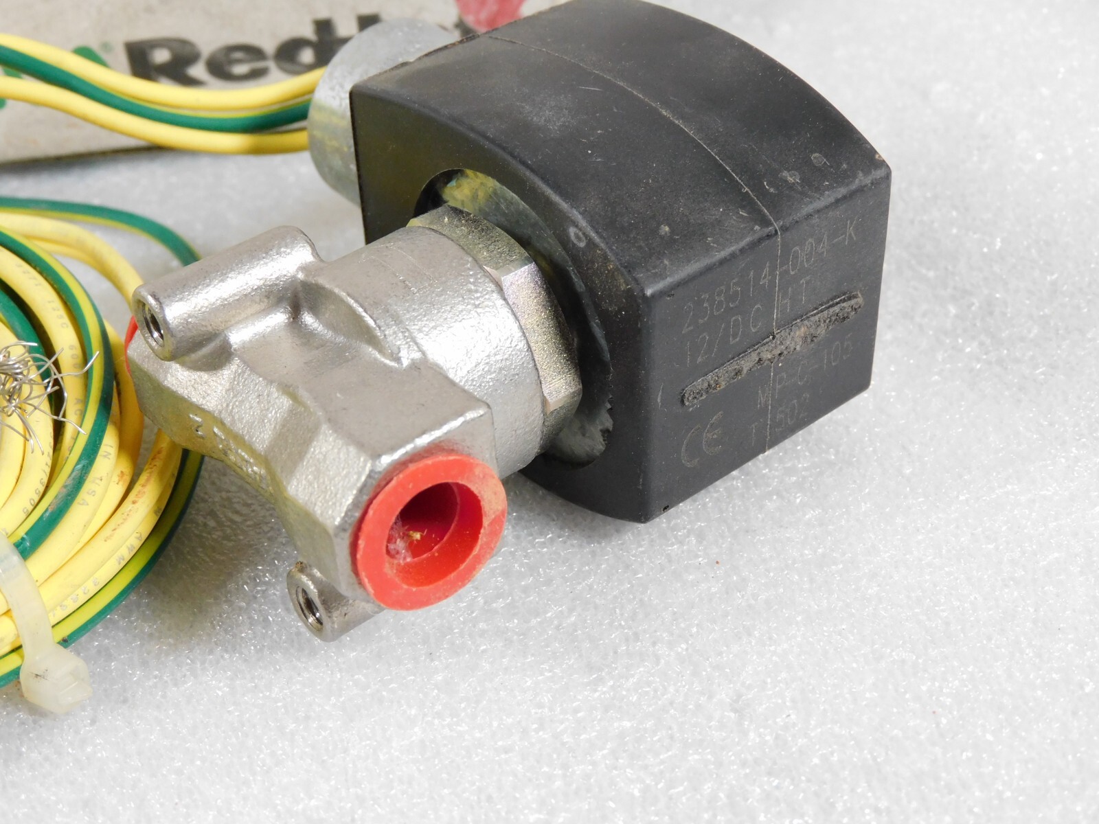 Asco Red Hat Solenoid 2 Way Valve 1/4 Inch EFHT9016H1 HV426716001